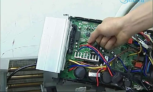 徽州美的空调电话是多少